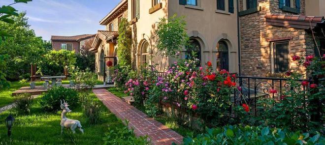 楼处丨凌雲颂最新发布网站-24小时热线AG真人中国2025龙湖恩祥·凌雲颂售(图4)