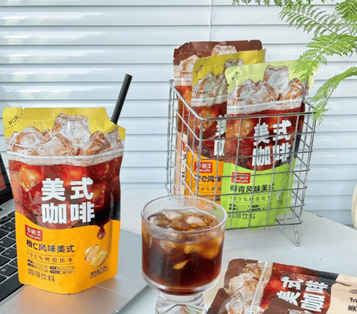 袋装 RTD 咖啡与代工模式的双向奔赴AG真人游戏第一品牌轻量化消费热潮下(图5)