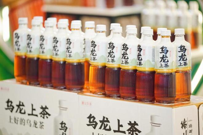 略精准破局东鹏饮料解锁行业增长新范式AG真人游戏第一品牌凭“1+6”战(图2)