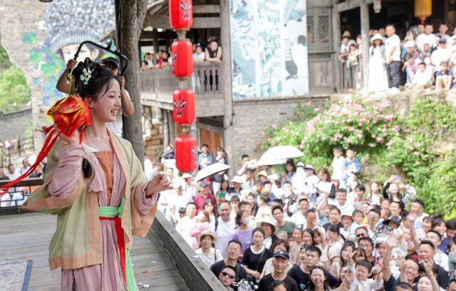 优服务繁荣文旅市场AG真人国际以更(图3)