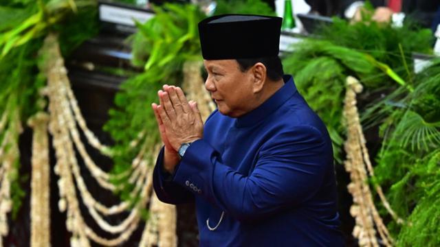 模抗议 当地华人：多位政要住宅被洗劫AG真人百家家乐app印尼爆发大规(图2)